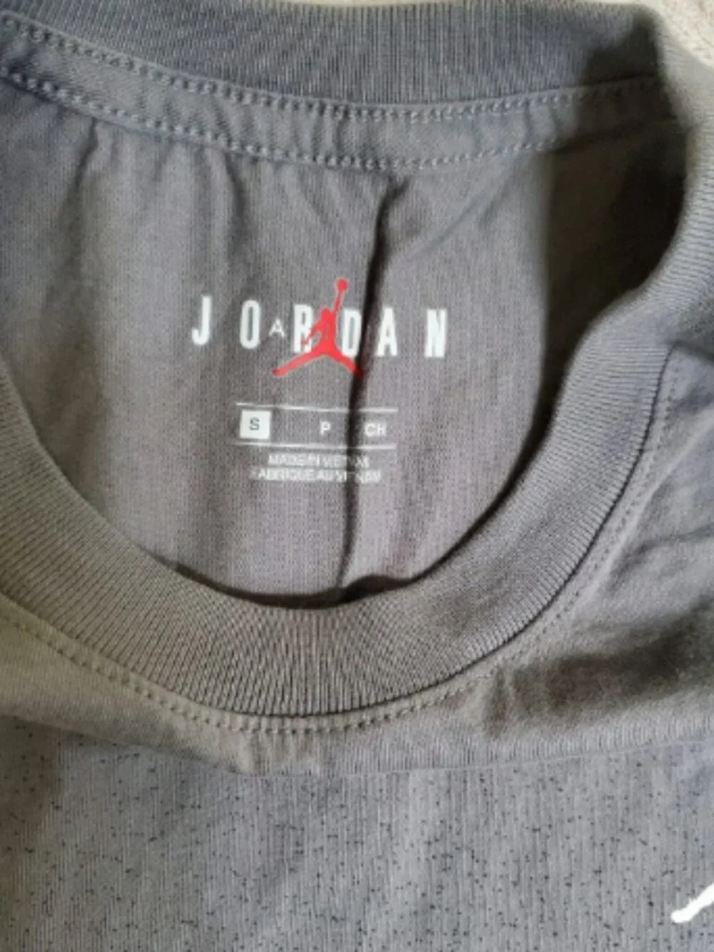 Air Jordan Tennis Fade Tshirt NWOT Men's Small, Grey, Excellent Graphic